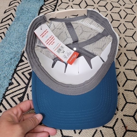 SAUCONY FOAMIE TRUCKERS HAT